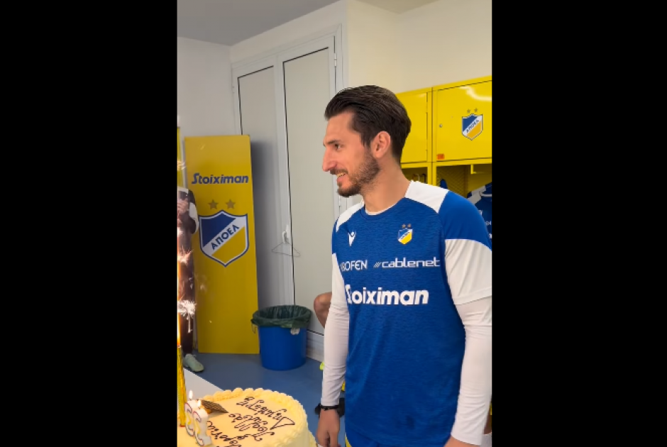 Έσβησε κεράκια στον Αρχάγγελο ο Διαμαντάκος (ΒΙΝΤΕΟ)