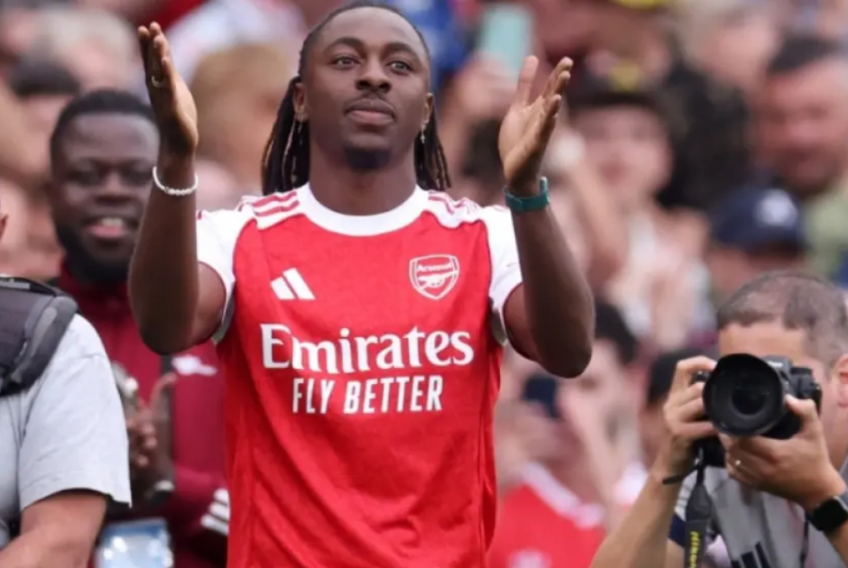 Ά&rho;&sigma;&epsilon;&nu;&alpha;&lambda;: &Pi;&rho;ό&beta;&lambda;&eta;&mu;&alpha; &mu;&epsilon; Έ&zeta;&epsilon;, &epsilon;&kappa;&tau;ό&sigmaf; &gamma;&iota;&alpha; &tau;&omicron;&upsilon;&lambda;ά&chi;&iota;&sigma;&tau;&omicron;&nu; έ&nu;&alpha;&nu; &mu;ή&nu;&alpha;