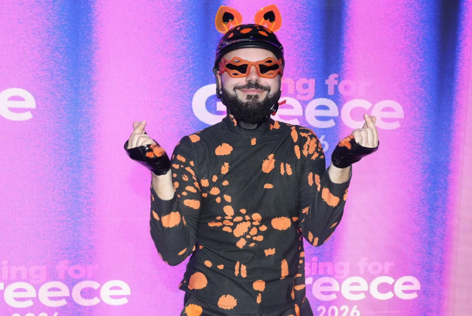 Eurovision: &Tau;&omicron; έ&xi;&upsilon;&pi;&nu;&omicron; &kappa;ό&lambda;&pi;&omicron; &pi;&omicron;&upsilon; &epsilon;&tau;&omicron;&iota;&mu;ά&zeta;&epsilon;&iota; &omicron; Akylas &gamma;&iota;&alpha; &tau;&eta;&nu; &epsilon;&mu;&phi;ά&nu;&iota;&sigma;ή &tau;&omicron;&upsilon; &sigma;&tau;&eta; &sigma;&kappa;&eta;&nu;ή