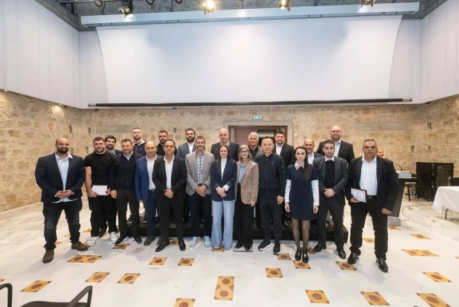 &Eta;&mu;&epsilon;&rho;ί&delta;&alpha; &laquo;&Alpha;&theta;&lambda;&eta;&tau;&iota;&sigma;&mu;ό&sigmaf; &sigma;ή&mu;&epsilon;&rho;&alpha;-&Pi;&rho;&omicron;&beta;&lambda;ή&mu;&alpha;&tau;&alpha; &kappa;&alpha;&iota; &Pi;&rho;&omicron;&kappa;&lambda;ή&sigma;&epsilon;&iota;&sigmaf;&raquo;