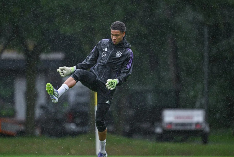 Η Μπάγερν θα παίξει αγώνα Τσάμπιονς Λιγκ χωρίς τερματοφύλακα;