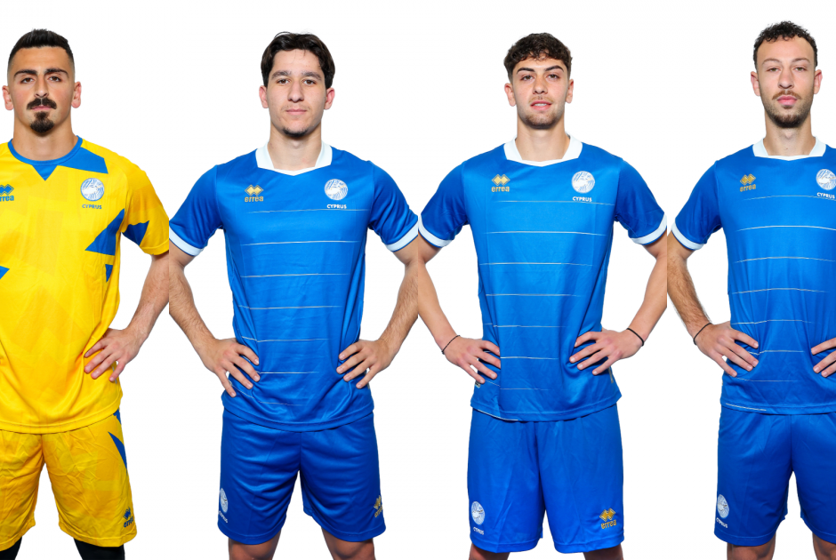 &Epsilon;&theta;&nu;&iota;&kappa;ή: &Omicron;&iota; &tau;&rho;&epsilon;&iota;&sigmaf; &nu;έ&omicron;&iota; &kappa;&alpha;&iota; &eta; &epsilon;&pi;&iota;&sigma;&tau;&rho;&omicron;&phi;ή