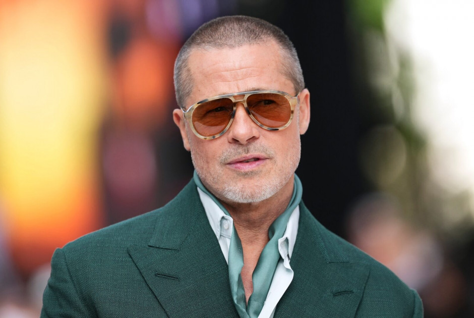 &Mu;&pi;&rho;&alpha;&nu;&tau; &Pi;&iota;&tau;: &Sigma;&tau;&eta; &Nu;έ&alpha; &Mu;ά&kappa;&rho;&eta; &gamma;&iota;&alpha; &tau;&alpha; &tau;&epsilon;&lambda;&epsilon;&upsilon;&tau;&alpha;ί&alpha; &gamma;&upsilon;&rho;ί&sigma;&mu;&alpha;&tau;&alpha; &tau;&eta;&sigmaf; &tau;&alpha;&iota;&nu;ί&alpha;&sigmaf; &laquo;The Riders&raquo;