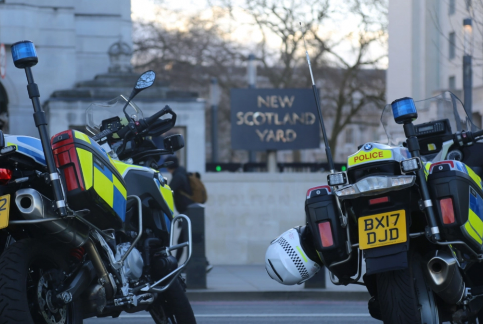 Συνελήφθησαν δύο άτομα μετά από απόπειρα εισόδου σε πυρηνική ναυτική βάση στη Σκωτία