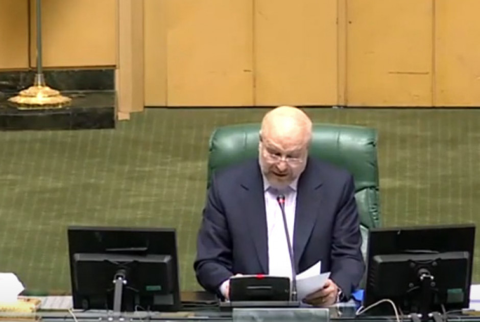 Σκληρή προειδοποίηση από Γκαλιμπάφ: «Αδύνατο το άνοιγμα των Στενών του Ορμούζ χωρίς σεβασμό στην εκεχειρία»