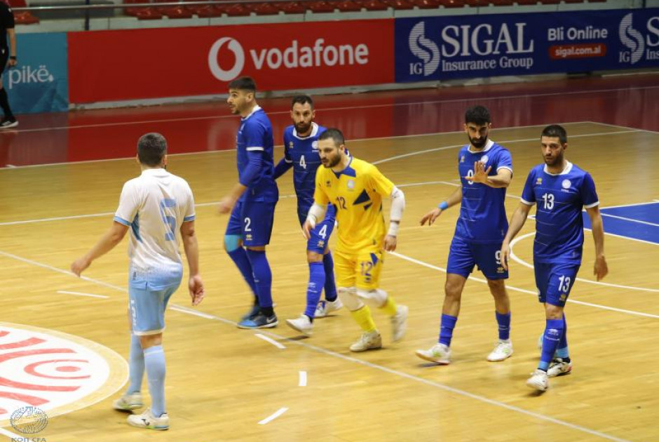 &Epsilon;&theta;&nu;&iota;&kappa;ή Futsal: &Nu;ί&kappa;&eta;&sigma;&epsilon; &tau;&omicron; &Sigma;&alpha;&nu; &Mu;&alpha;&rho;ί&nu;&omicron; &kappa;&alpha;&iota; &pi;&epsilon;&rho;&iota;&mu;έ&nu;&epsilon;&iota;..