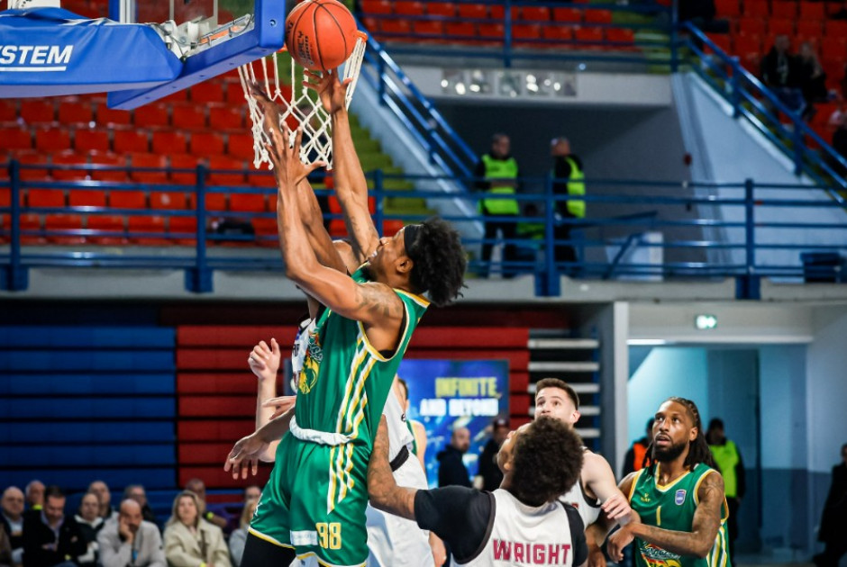 Η ΑΕΚ νικήτρια στο ντέρμπι κορυφής της ΕCOMMBX Basket League