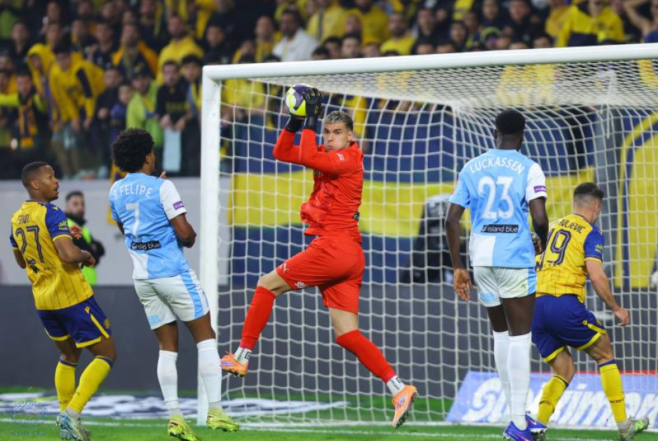 &Pi;ά&phi;&omicron;&sigmaf; FC ή &Alpha;&Epsilon;&Lambda;; &Pi;&omicron;&iota;ά &theta;&alpha; &pi;ά&rho;&epsilon;&iota; &tau;&omicron; &epsilon;&iota;&sigma;&iota;&tau;ή&rho;&iota;&omicron; &gamma;&iota;&alpha; &tau;&omicron;&nu; &tau;&epsilon;&lambda;&iota;&kappa;ό;