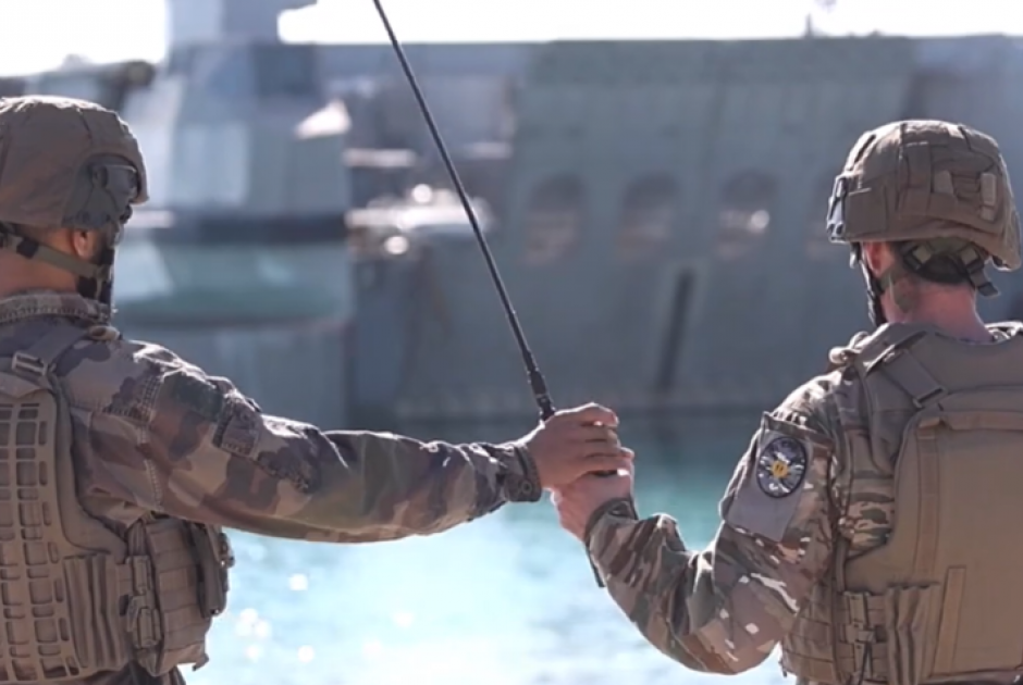 &Sigma;&upsilon;&nu;&epsilon;&kappa;&pi;&alpha;ί&delta;&epsilon;&upsilon;&sigma;&eta; &Epsilon;&Phi; - &gamma;&alpha;&lambda;&lambda;&iota;&kappa;ώ&nu; &epsilon;&nu;ό&pi;&lambda;&omega;&nu; &delta;&upsilon;&nu;ά&mu;&epsilon;&omega;&nu; &gamma;&iota;&alpha; &alpha;&nu;&tau;&iota;&mu;&epsilon;&tau;ώ&pi;&iota;&sigma;&eta; &sigma;ύ&gamma;&chi;&rho;&omicron;&nu;&omega;&nu; &alpha;&pi;&epsilon;&iota;&lambda;ώ&nu; (&Beta;&Iota;&Nu;&Tau;&Epsilon;&Omicron;)