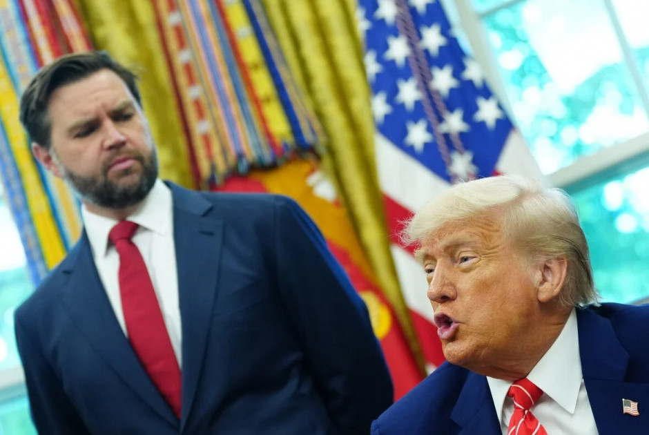 Ο Τραμπ στέλνει τον Βανς για να στηρίξει τον Όρμπαν πριν τις εκλογές