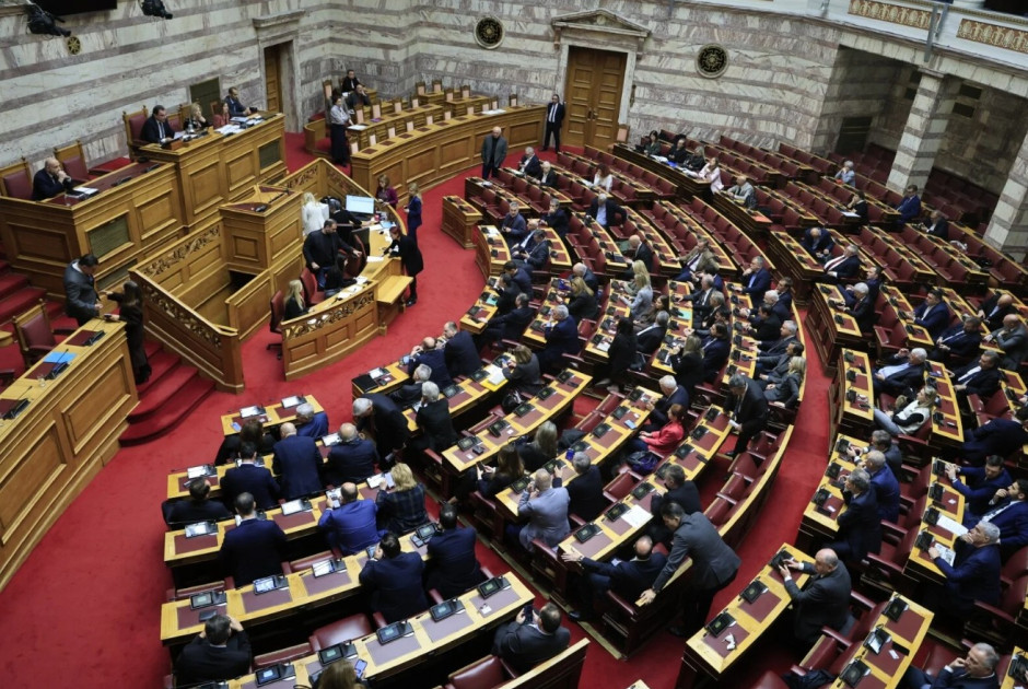 Αυτοί είναι που αναλαμβάνουν μετά τις παραιτήσεις για τον ΟΠΕΚΕΠΕ - Μίνι ανασχηματισμός στην κυβέρνηση