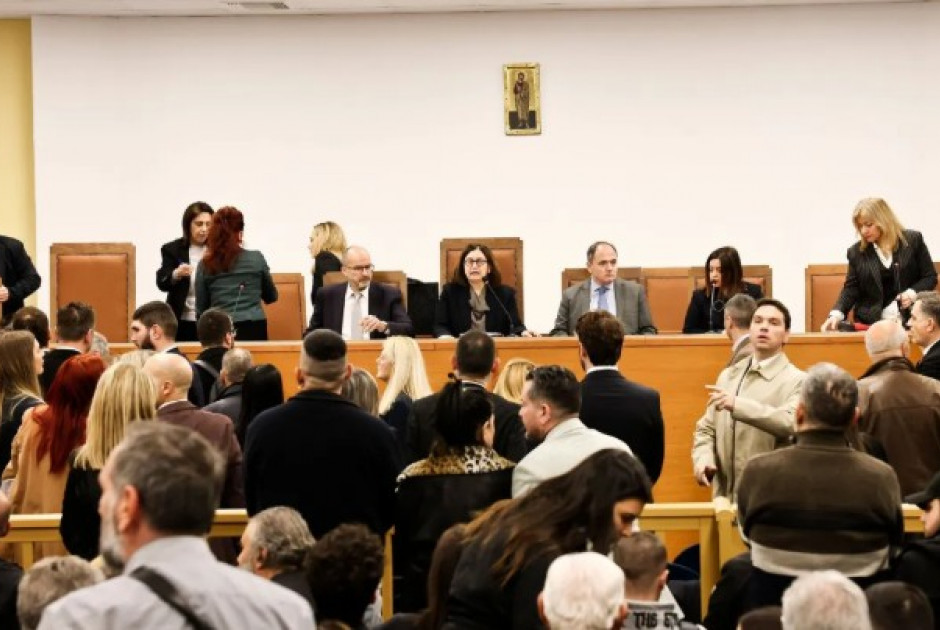 Δίκη για τα Τέμπη: Συνεχίζονται οι δηλώσεις παράτασης και οι ενστάστεις για την υπόθεση