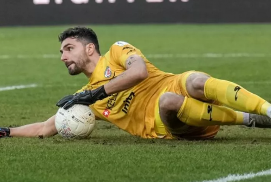 Έ&pi;&iota;&alpha;&sigma;&epsilon; 5&omicron; &pi;έ&nu;&alpha;&lambda;&tau;&iota; &sigma;&tau;&eta; &sigma;&epsilon;&zeta;ό&nu; &omicron; &Kappa;&alpha;&pi;ί&nu;&omicron;