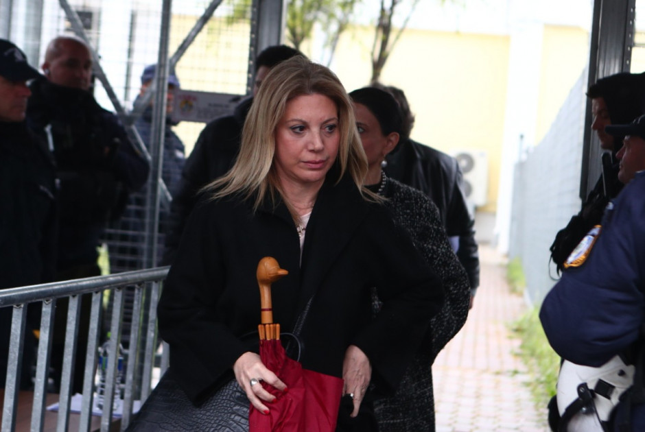 &Kappa;&alpha;&rho;&upsilon;&sigma;&tau;&iota;&alpha;&nu;&omicron;ύ: &laquo;&Delta;&epsilon;&nu; έ&chi;&omega; &epsilon;&mu;&pi;&iota;&sigma;&tau;&omicron;&sigma;ύ&nu;&eta; &sigma;&tau;&eta; &Delta;&iota;&kappa;&alpha;&iota;&omicron;&sigma;ύ&nu;&eta; - &Kappa;ά&tau;&iota; &upsilon;&pi;ά&rho;&chi;&epsilon;&iota; &pi;&omicron;&upsilon; &tau;&omicron;&upsilon;&sigmaf; &kappa;&alpha;ί&epsilon;&iota;&raquo;