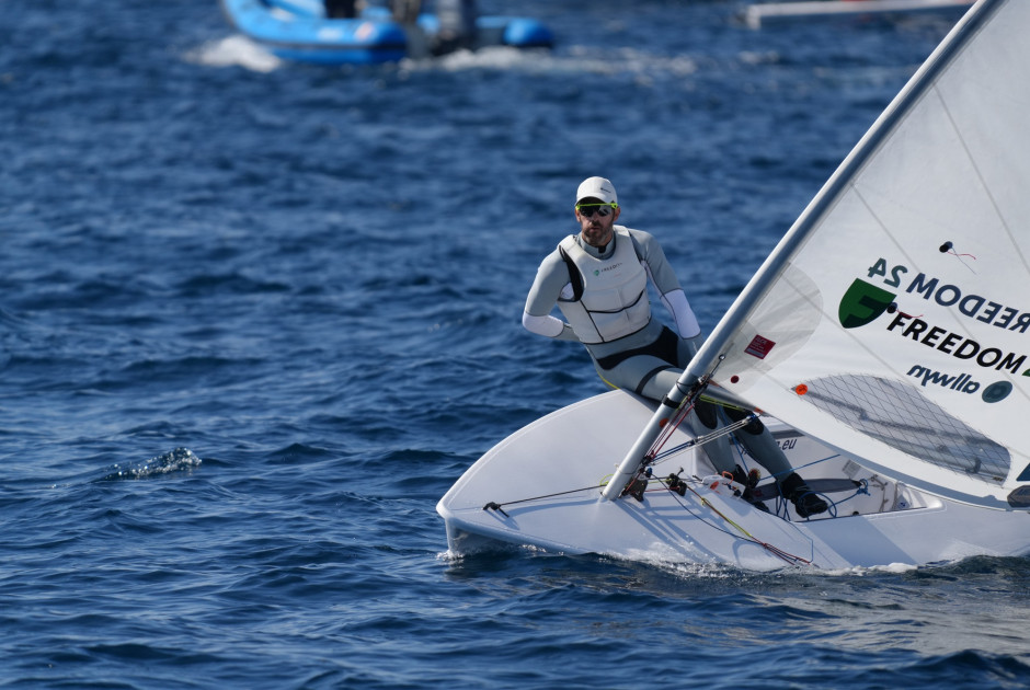 Ό&gamma;&delta;&omicron;&omicron;&sigmaf; &mu;&epsilon;&tau;ά &tau;&iota;&sigmaf; &iota;&sigma;&tau;&iota;&omicron;&delta;&rho;&omicron;&mu;ί&epsilon;&sigmaf; &tau;&eta;&sigmaf; &Pi;έ&mu;&pi;&tau;&eta;&sigmaf; (23/04) &sigma;&tau;&omicron; &Iota;έ&rho;&sigmaf; o &Kappa;&omicron;&nu;&tau;ί&delta;&eta;&sigmaf;