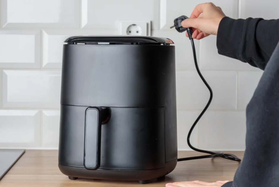 Τραβήξτε από την πρίζα αυτές τις τρεις συσκευές στην κουζίνα σας – Ο λόγος