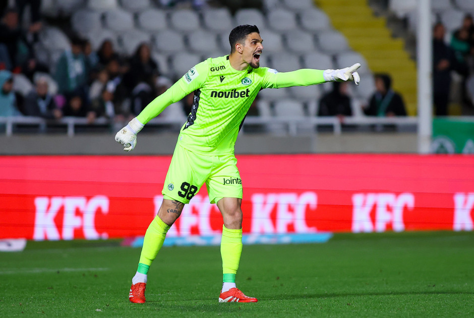 &Eta; 10&eta; &sigma;&upsilon;&mu;&mu;&epsilon;&tau;&omicron;&chi;ή &tau;&omicron;&upsilon; &Kappa;&upsilon;&rho;&iota;&alpha;&kappa;ί&delta;&eta;-&Tau;έ&tau;&alpha;&rho;&tau;&eta; &sigma;&epsilon; &nu;&tau;έ&rho;&mu;&pi;&iota;