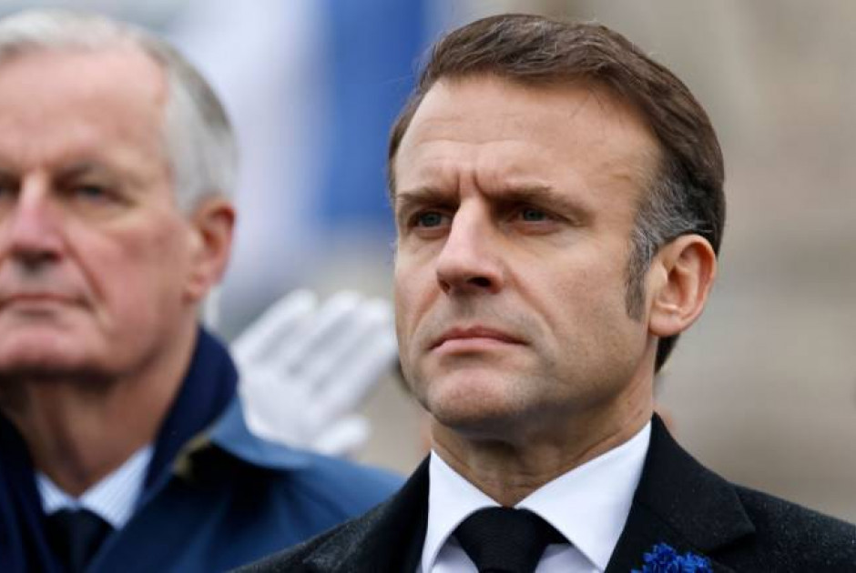 &Mu;&alpha;&kappa;&rho;ό&nu;: Z&eta;&tau;ά &alpha;&pi;ό &Tau;&rho;&alpha;&mu;&pi; - &Pi;&epsilon;&zeta;&epsilon;&sigma;&kappa;&iota;ά&nu; &alpha;&pi;&omicron;&kappa;&alpha;&tau;ά&sigma;&tau;&alpha;&sigma;&eta; &nu;&alpha;&upsilon;&sigma;&iota;&pi;&lambda;&omicron;ΐ&alpha;&sigmaf; &sigma;&epsilon; &Sigma;&tau;&epsilon;&nu;ά &tau;&omicron;&upsilon; &Omicron;&rho;&mu;&omicron;ύ&zeta;