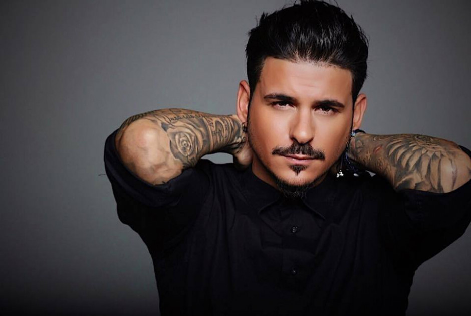 Stan: &Mu;&epsilon; έ&chi;&omicron;&upsilon;&nu; &pi;&epsilon;&theta;ά&nu;&epsilon;&iota;, &mu;&epsilon; έ&pi;&alpha;&iota;&rho;&nu;&epsilon; &eta; &mu;&eta;&tau;έ&rho;&alpha; &mu;&omicron;&upsilon; &nu;&alpha; &mu;&epsilon; &rho;&omega;&tau;ή&sigma;&epsilon;&iota; &alpha;&nu; &epsilon;ί&mu;&alpha;&iota; &sigma;&tau;&omicron; &nu;&omicron;&sigma;&omicron;&kappa;&omicron;&mu;&epsilon;ί&omicron;