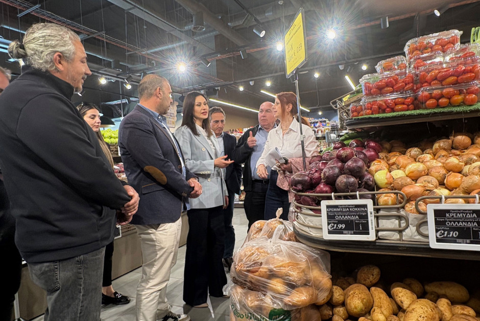 &laquo;&Pi;&rho;&omicron;&tau;&iota;&mu;&omicron;ύ&nu; &tau;&alpha; &kappa;&upsilon;&pi;&rho;&iota;&alpha;&kappa;ά &pi;&rho;&omicron;ϊό&nu;&tau;&alpha; &omicron;&iota; &pi;&omicron;&lambda;ί&tau;&epsilon;&sigmaf;&raquo; - &Pi;ώ&sigmaf; &kappa;&iota;&nu;&epsilon;ί&tau;&alpha;&iota; &eta; &alpha;&gamma;&omicron;&rho;ά &epsilon;&nu;ό&psi;&epsilon;&iota; &Pi;ά&sigma;&chi;&alpha;