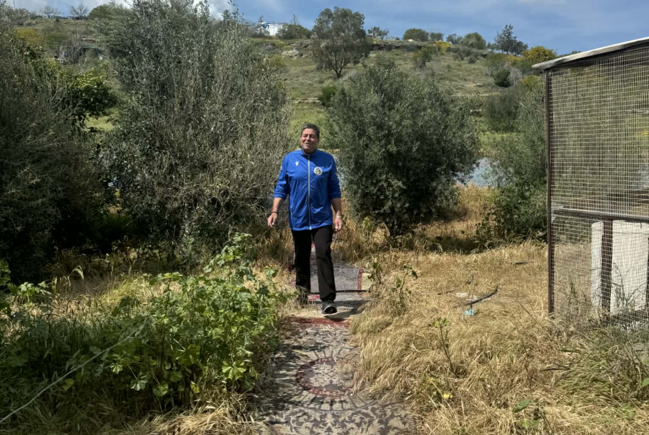 &Chi;&rho;ί&sigma;&tau;&omicron;&sigmaf; &Mu;&iota;&sigma;ό&sigmaf;: &laquo;Ό&tau;&alpha;&nu; &tau;&upsilon;&phi;&lambda;&omega;&theta;&epsilon;ί&sigmaf; &epsilon;&nu;&tau;&epsilon;&lambda;ώ&sigmaf;, &epsilon;ί&nu;&alpha;&iota; &delta;ύ&omicron; &omicron;&iota; &delta;&rho;ό&mu;&omicron;&iota;. Ή &kappa;&lambda;&epsilon;ί&nu;&epsilon;&sigma;&alpha;&iota; &sigma;&tau;&omicron;&nu; &epsilon;&alpha;&upsilon;&tau;ό &sigma;&omicron;&upsilon; ή &pi;&rho;&omicron;&chi;&omega;&rho;ά&sigmaf;&raquo;