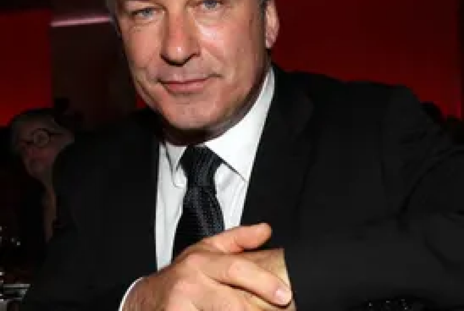 Alec Baldwin: «Δεν θέλω να δουλεύω πια» - Ετοιμάζεται να αποσυρθεί από την υποκριτική