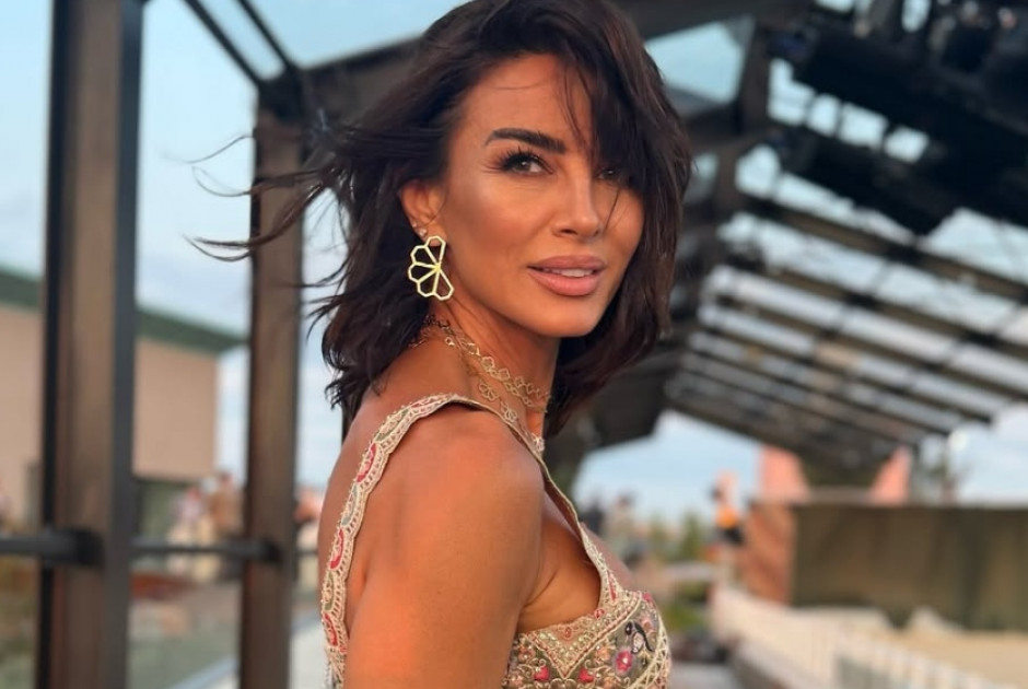 &Rho;&alpha;&mu;ό&nu;&alpha; &Phi;ί&lambda;&iota;&pi;: Ή&mu;&omicron;&upsilon;&nu; &mu;&epsilon; έ&nu;&alpha;&nu; ά&nu;&theta;&rho;&omega;&pi;&omicron; &pi;&omicron;&upsilon; &epsilon;ί&chi;&epsilon; &pi;&omicron;&lambda;&lambda;ά &theta;έ&mu;&alpha;&tau;&alpha; &epsilon;&xi;ά&rho;&tau;&eta;&sigma;&eta;&sigmaf;