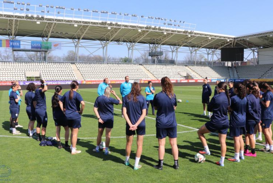 &Epsilon;&theta;&nu;&iota;&kappa;ή &Gamma;&upsilon;&nu;&alpha;&iota;&kappa;ώ&nu;: &Omicron;&lambda;&omicron;&kappa;&lambda;&eta;&rho;ώ&theta;&eta;&kappa;&epsilon; &eta; &pi;&rho;&omicron;&epsilon;&tau;&omicron;&iota;&mu;&alpha;&sigma;ί&alpha; &epsilon;&nu;ό&psi;&epsilon;&iota; &Rho;&omicron;&upsilon;&mu;&alpha;&nu;ί&alpha;&sigmaf;