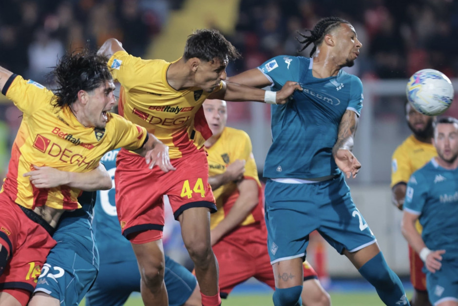 &Pi;ή&rho;&epsilon; &tau;&omicron;&nu; &beta;&alpha;&theta;&mu;ό &sigma;&tau;&omicron; &Lambda;έ&tau;&sigma;&epsilon; &eta; &Phi;&iota;&omicron;&rho;&epsilon;&nu;&tau;ί&nu;&alpha; &kappa;&alpha;&iota; &alpha;&gamma;&kappa;ά&lambda;&iota;&alpha;&sigma;&epsilon; &tau;&eta;&nu; &pi;&alpha;&rho;&alpha;&mu;&omicron;&nu;ή