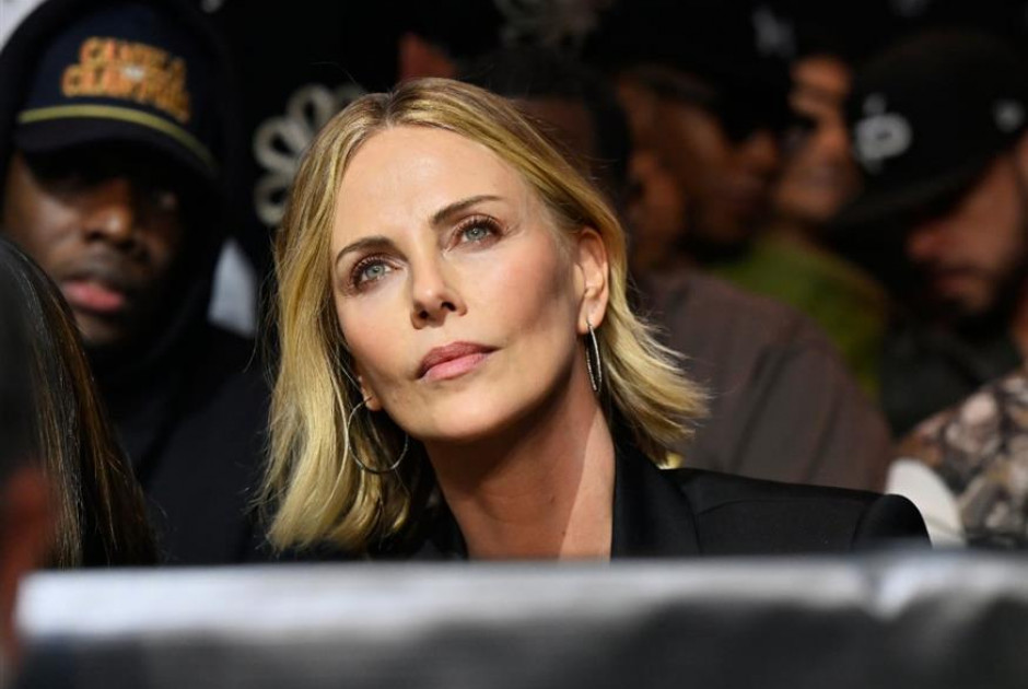 Charlize Theron: Η συγκλονιστική εξομολόγηση για τη νύχτα που η μητέρα της σκότωσε τον πατέρα της