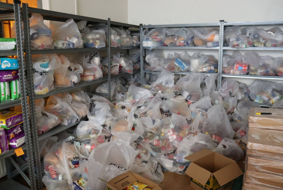 Πασχαλινό κύμα προσφοράς - Δήμοι και οργανισμοί στηρίζουν οικογένειες και δομές