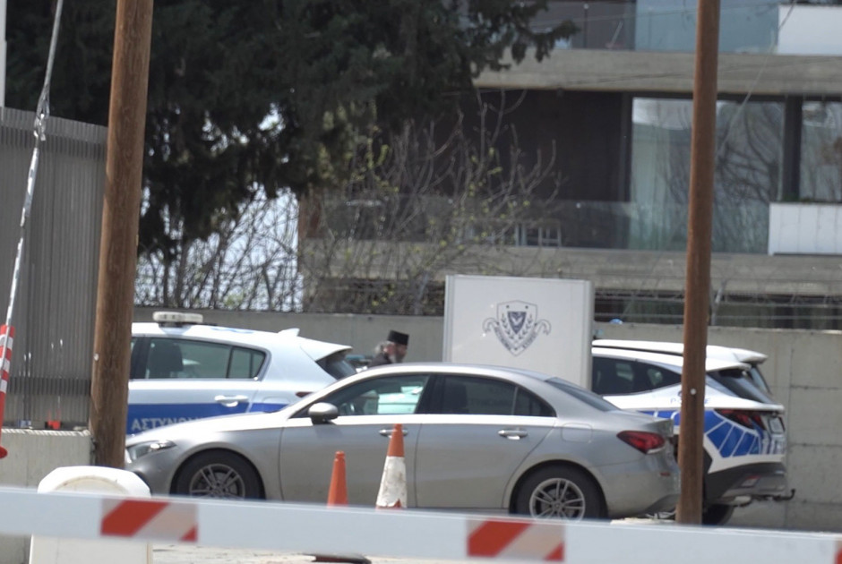 &Tau;&upsilon;&chi;&iota;&kappa;ό&sigmaf; &kappa;&alpha;&iota; &Pi;&rho;&omega;&tau;&omicron;&sigma;ύ&gamma;&kappa;&epsilon;&lambda;&omicron;&sigmaf; &kappa;&alpha;&tau;ά&gamma;&gamma;&epsilon;&iota;&lambda;&alpha;&nu; &laquo;&alpha;&lambda;&lambda;ή&lambda;&omicron;&upsilon;&sigmaf;&raquo; &sigma;&tau;&eta;&nu; &Alpha;&sigma;&tau;&upsilon;&nu;&omicron;&mu;ί&alpha; (&Beta;&Iota;&Nu;&Tau;&Epsilon;&Omicron;)