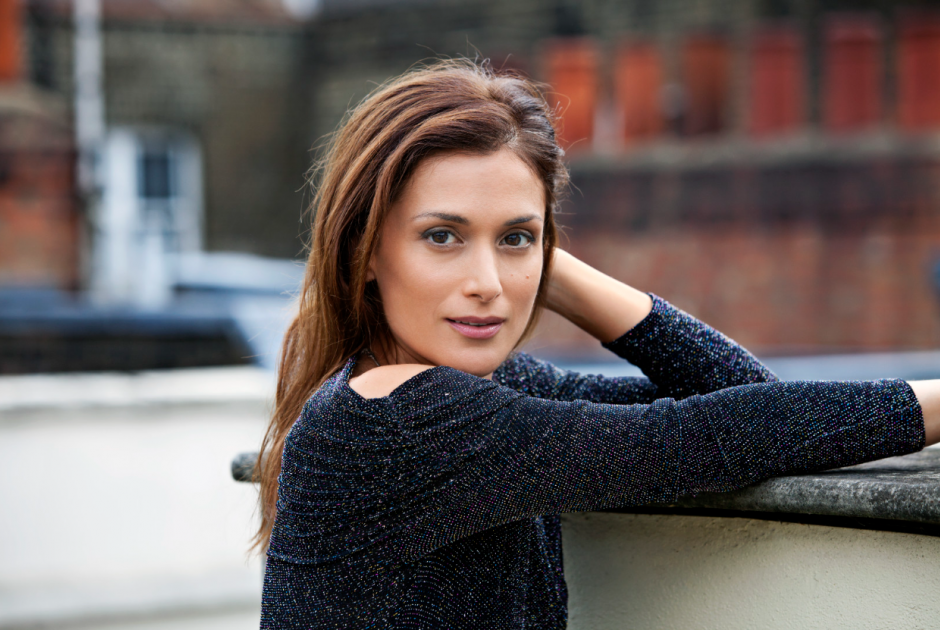 &Delta;ά&phi;&nu;&eta; &Alpha;&lambda;&epsilon;&xi;ά&nu;&tau;&epsilon;&rho;: &Alpha;&pi;ό &tau;&eta;&nu; &Kappa;ύ&pi;&rho;&omicron; &sigma;&tau;&alpha; &delta;&iota;&epsilon;&theta;&nu;ή &kappa;&iota;&nu;&eta;&mu;&alpha;&tau;&omicron;&gamma;&rho;&alpha;&phi;&iota;&kappa;ά &pi;&lambda;&alpha;&tau;ό