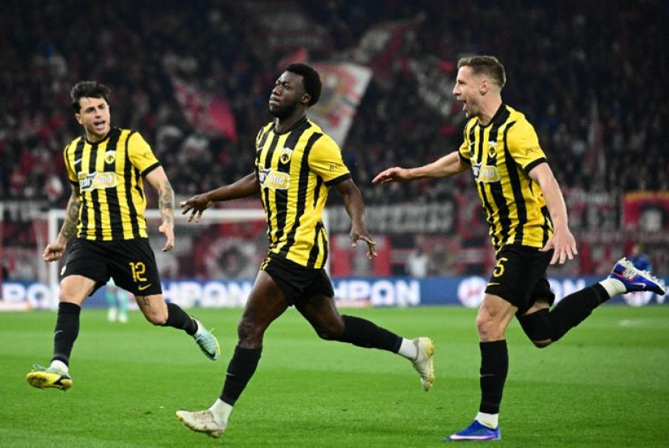 ΑΕΚ από… ατσάλι, άλωσε το Φάληρο και φουλάρει για το πρωτάθλημα!