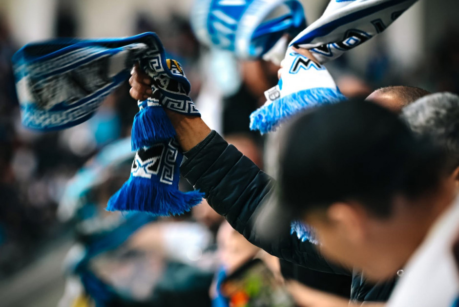 &Kappa;&Alpha;&Lambda;&Epsilon;&Sigma;&Mu;&Alpha; &Alpha;&pi;ό&lambda;&lambda;&omega;&nu;: &laquo;&Epsilon;&xi;&alpha;&nu;&tau;&lambda;ή&sigma;&tau;&epsilon; &kappa;ά&theta;&epsilon; &epsilon;&iota;&sigma;&iota;&tau;ή&rho;&iota;&omicron;&raquo;