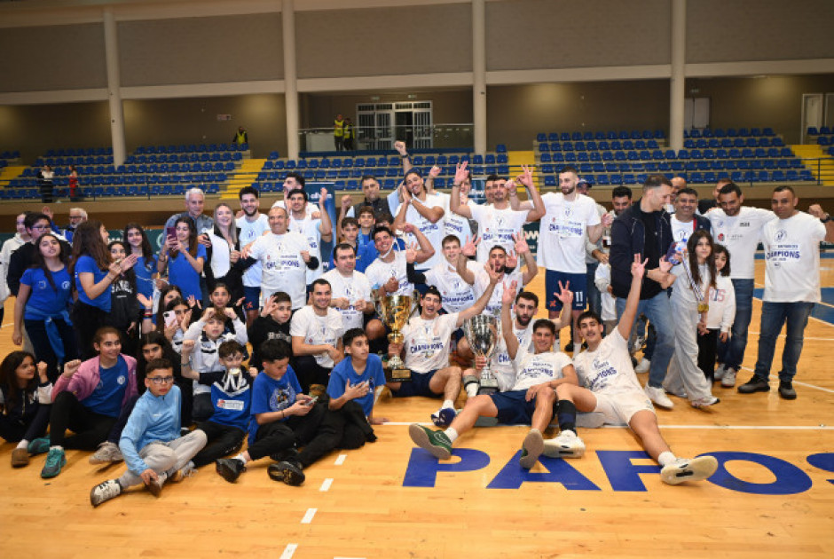 Τα πήρε όλα: Πανηγυρίζει το νταμπλ ο Παφιακός!