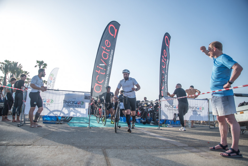 &Sigma;&tau;&iota;&sigmaf; 3 &Mu;&alpha;ΐ&omicron;&upsilon; &theta;&alpha; &delta;&iota;&epsilon;&xi;&alpha;&chi;&theta;&epsilon;ί &tau;&omicron; Pafos Triathlon 2026