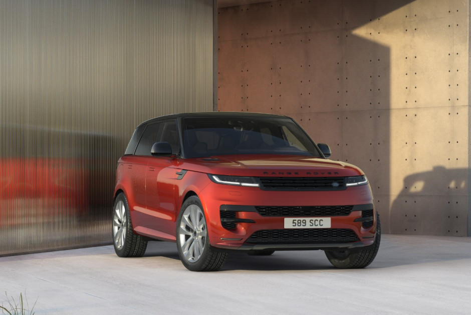 &Eta; &epsilon;&pi;&epsilon;&tau;&epsilon;&iota;&alpha;&kappa;ή TWENTY Edition &tau;&iota;&mu;ά &tau;&alpha; &epsilon;ί&kappa;&omicron;&sigma;&iota; &chi;&rho;ό&nu;&iota;&alpha; &tau;&omicron;&upsilon; Range Rover Sport &sigma;&tau;&eta;&nu; &alpha;&gamma;&omicron;&rho;ά