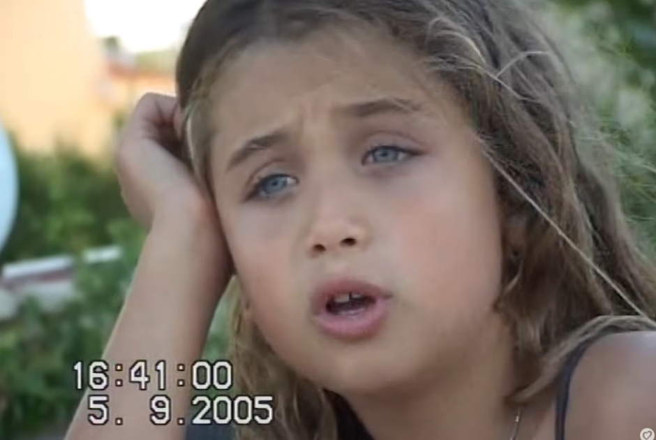 &Beta;ί&nu;&tau;&epsilon;&omicron; &alpha;&pi;ό &tau;&omicron; 2005 &mu;&epsilon; &tau;&eta;&nu; Antigoni Buxton &nu;&alpha; &chi;&omicron;&rho;&epsilon;ύ&epsilon;&iota; &kappa;&alpha;&iota; &nu;&alpha; &tau;&rho;&alpha;&gamma;&omicron;&upsilon;&delta;ά &tau;&omicron; &laquo;My Number One&raquo;