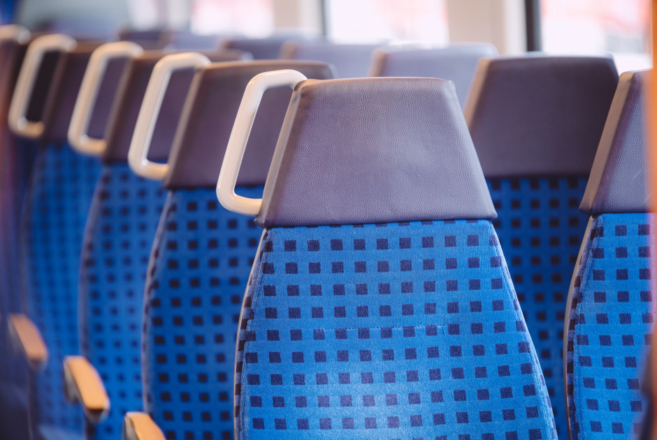 &Eta; Ά&mu;&epsilon;&sigma;&eta; &Delta;&eta;&mu;&omicron;&kappa;&rho;&alpha;&tau;ί&alpha; &Kappa;ύ&pi;&rho;&omicron;&upsilon; &pi;&alpha;&rho;&omicron;&upsilon;&sigma;ί&alpha;&sigma;&epsilon; &tau;&iota;&sigmaf;... &theta;έ&sigma;&epsilon;&iota;&sigmaf; &tau;&eta;&sigmaf;