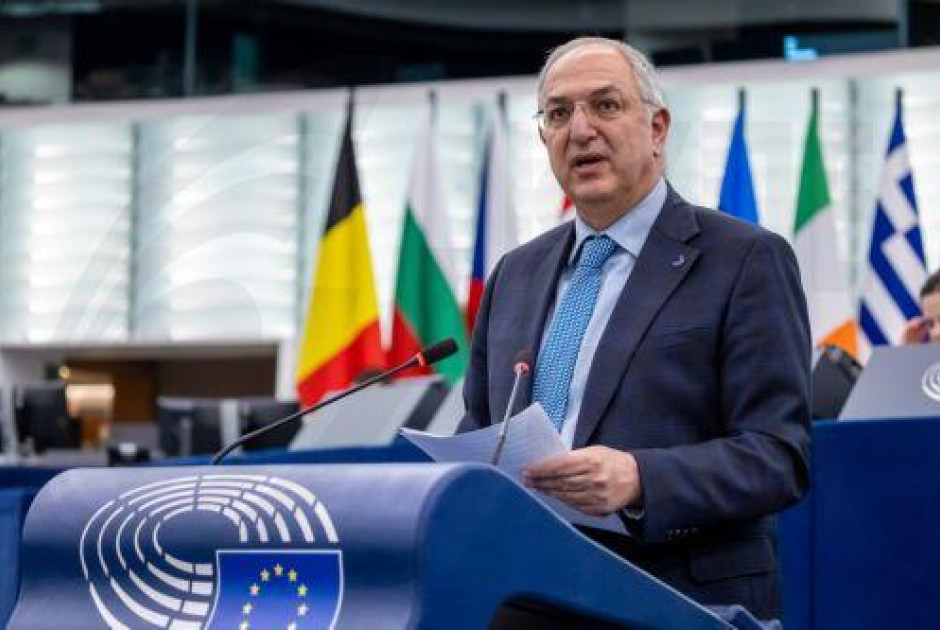 Καδής: Aνακοίνωσε έκτακτη στήριξη σε αλιεία και υδατοκαλλιέργειες