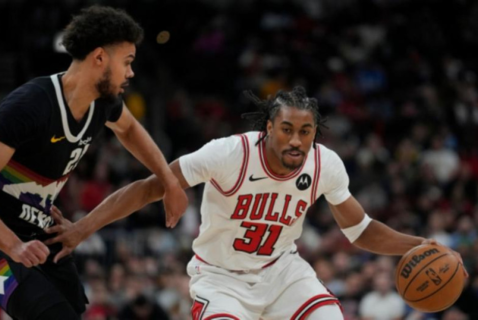 &Alpha;&nu;&omicron;&iota;&chi;&tau;ό&sigmaf; &alpha;&kappa;ό&mu;&eta; &kappa;&alpha;&iota; &gamma;&iota;&alpha; &Epsilon;&upsilon;&rho;ώ&pi;&eta; &omicron; &Tau;&zeta;έ&iota;&nu;&tau;&epsilon;&nu; Ά&iota;&beta;&iota;: &laquo;&Delta;&epsilon;&nu; &mu;&epsilon; &nu;&omicron;&iota;ά&zeta;&epsilon;&iota; &pi;&omicron;&upsilon;, &theta;έ&lambda;&omega; &alpha;&pi;&lambda;ώ&sigmaf; &nu;&alpha; &pi;&alpha;ί&zeta;&omega; &mu;&pi;ά&sigma;&kappa;&epsilon;&tau;&raquo;