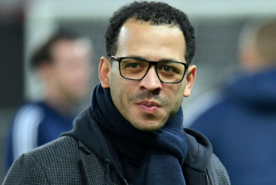 &Tau;&sigma;έ&lambda;&sigma;&iota; &sigma;&epsilon; &beta;&alpha;&theta;&iota;ά &kappa;&rho;ί&sigma;&eta;: &Alpha;&pi;&omicron;&lambda;&omicron;&gamma;ί&alpha; &Rho;&omicron;&zeta;ί&nu;&iota;&omicron;&rho; &kappa;&alpha;&iota; έ&nu;&tau;&omicron;&nu;&epsilon;&sigmaf; &alpha;&pi;&omicron;&delta;&omicron;&kappa;&iota;&mu;&alpha;&sigma;ί&epsilon;&sigmaf; &alpha;&pi;ό &tau;&omicron;&nu; &kappa;ό&sigma;&mu;&omicron;