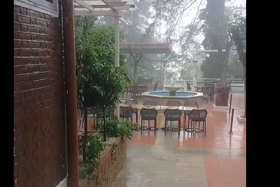 Κατακλυσμός κυριολεκτικά στα ορεινά: Άνοιξαν οι ουρανοί σε διάφορες περιοχές (ΒΙΝΤΕΟ)
