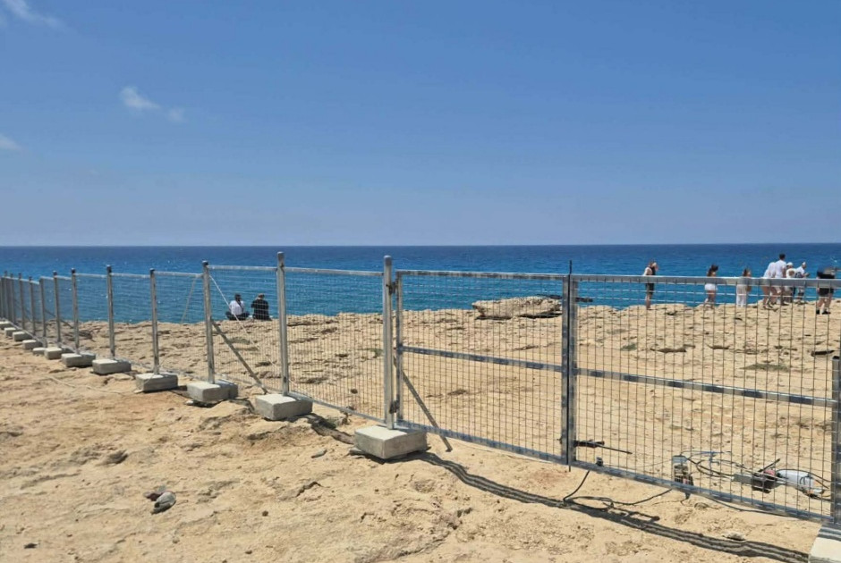 Τοποθετήθηκε περίφραξη στο Κάβο Γκρέκο - Οι λόγοι που παραθέτει το Τμ. Δασών (ΦΩΤΟΣ)