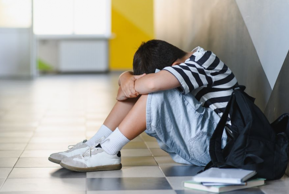 &Eta; &Sigma;&iota;&gamma;&kappa;&alpha;&pi;&omicron;ύ&rho;&eta; &theta;&alpha; &epsilon;&pi;&iota;&tau;&rho;έ&pi;&epsilon;&iota; &tau;&eta;&nu; &tau;&iota;&mu;&omega;&rho;ί&alpha; &mu;&epsilon; &rho;ά&beta;&delta;&omicron; &sigma;&epsilon; &mu;&alpha;&theta;&eta;&tau;έ&sigmaf; &gamma;&iota;&alpha; &alpha;&gamma;ό&rho;&iota;&alpha; &alpha;&pi;ό 9 &epsilon;&tau;ώ&nu;