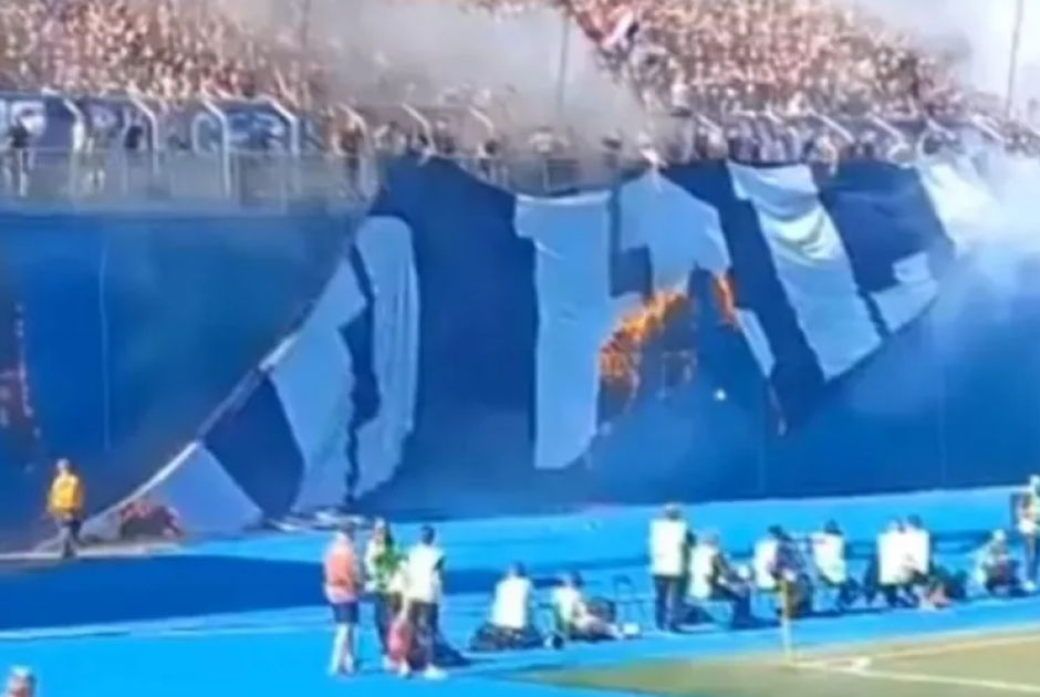 &Alpha;&pi;ί&sigma;&tau;&epsilon;&upsilon;&tau;&omicron;&iota;! &Omicron;&pi;&alpha;&delta;&omicron;ί &tau;&eta;&sigmaf; &Chi;ά&iota;&nu;&tau;&omicron;&upsilon;&kappa; &nu;&tau;ύ&theta;&eta;&kappa;&alpha;&nu; &sigma;&epsilon;&kappa;&iota;&omicron;ύ&rho;&iota;&tau;&iota; &kappa;&alpha;&iota; έ&kappa;&alpha;&psi;&alpha;&nu; &pi;&alpha;&nu;ό &tau;&eta;&sigmaf; &Nu;&tau;&iota;&nu;&alpha;&mu;ό! (&Beta;ί&nu;&tau;&epsilon;&omicron;)
