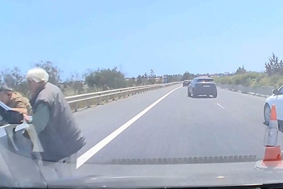 Ερευνά η Αστυνομία για τον εντοπισμό του οδηγού που εγκατέλειψε τη σκηνή που παρέσυρε πεζό