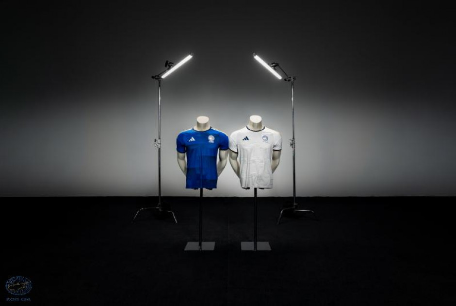 &Sigma;&epsilon; &nu;έ&alpha; &epsilon;&pi;&omicron;&chi;ή &eta; &Epsilon;&theta;&nu;&iota;&kappa;ή &Kappa;ύ&pi;&rho;&omicron;&upsilon; &mu;&epsilon; &epsilon;&mu;&phi;&alpha;&nu;ί&sigma;&epsilon;&iota;&sigmaf; adidas