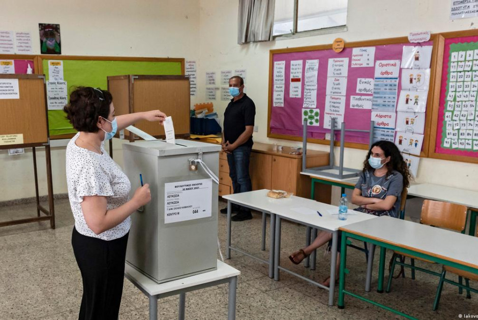 Γενικός Έφορος: Στο 12,8% η προσέλευση μέχρι τις 10 π.μ.